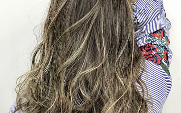 白髪も誤魔化せます【バレイヤージュハイライト】