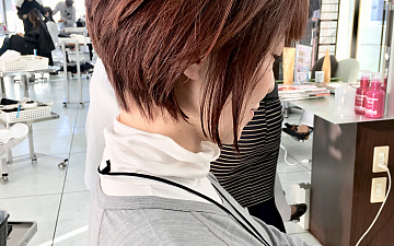 【ぺったんトップにボリュームでるクラウドカット】