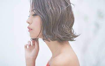 【自分で上手にスタイリングするには、ドライヤーのかけ方がポイントです!】